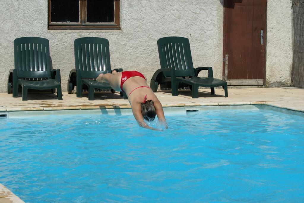 Gites De La Croisee Des Chemins - Piscine Chauffee - Spa, Hammam Et Sauna Izeaux 客房 照片