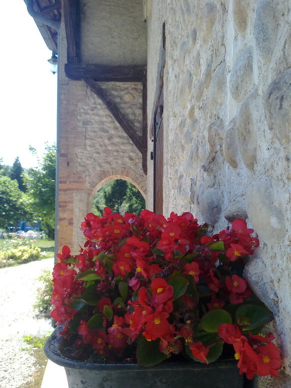 Gites De La Croisee Des Chemins - Piscine Chauffee - Spa, Hammam Et Sauna Izeaux 外观 照片