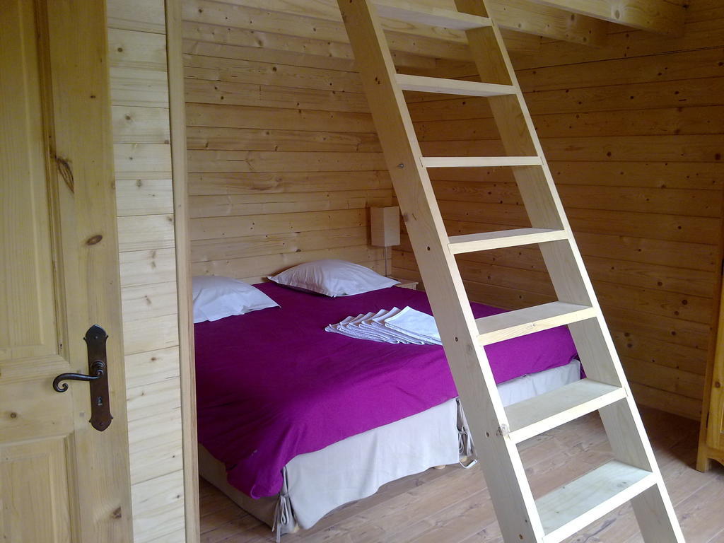 Gites De La Croisee Des Chemins - Piscine Chauffee - Spa, Hammam Et Sauna Izeaux 客房 照片