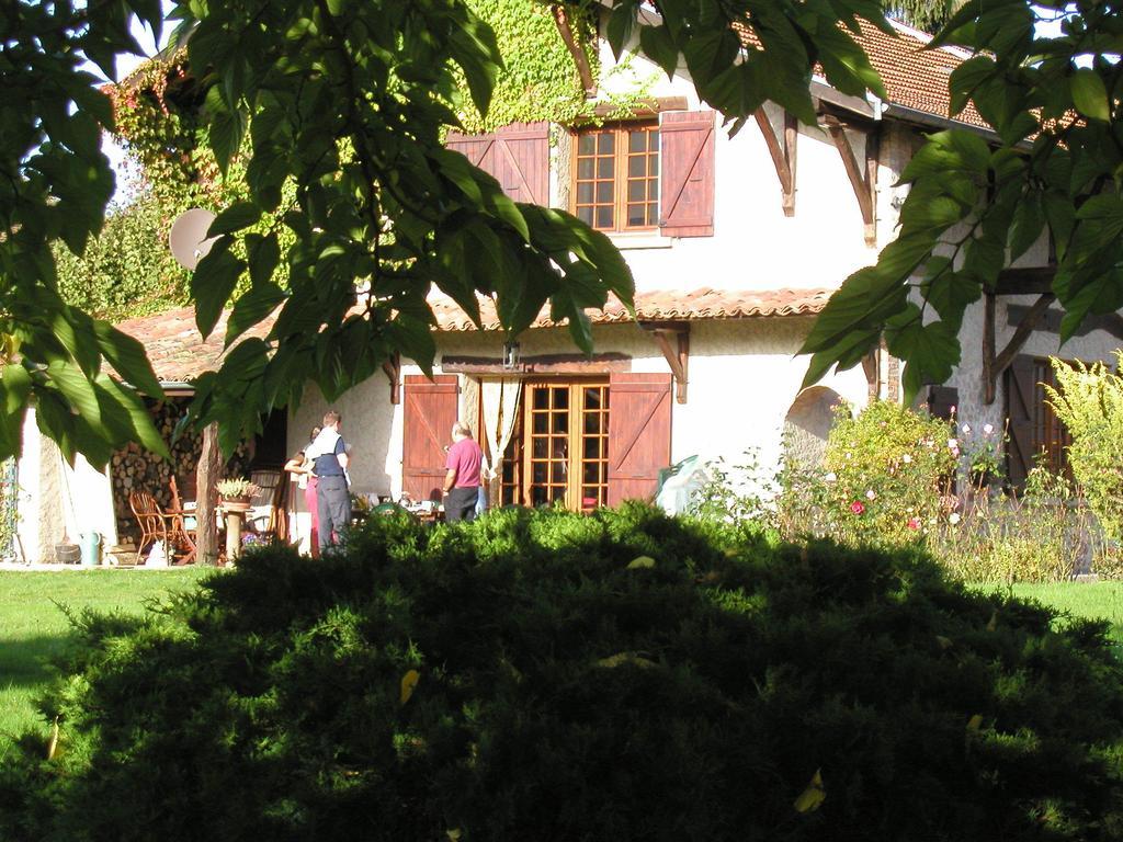 Gites De La Croisee Des Chemins - Piscine Chauffee - Spa, Hammam Et Sauna Izeaux 外观 照片